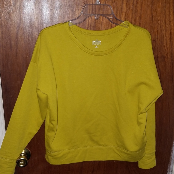 Fashion Sweatshirt - Picture 2 of 4